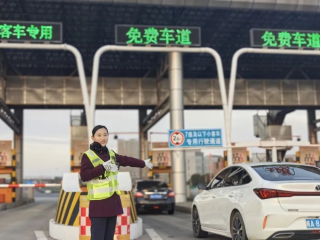 1739841545514755.jpg 04.jpg